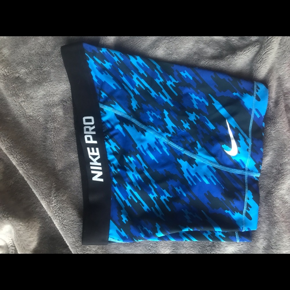 2 pairs of Nike Shorts